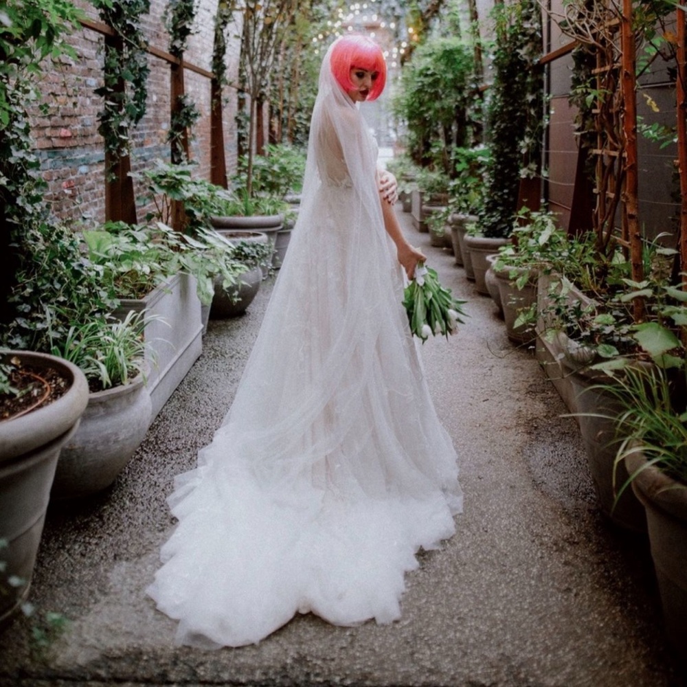 Stunning BECCAR COUTURE wedding dress